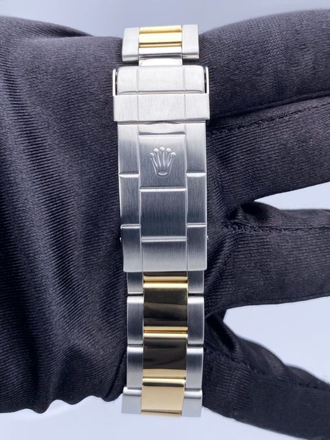 Rolex Submariner 16613 Image 6